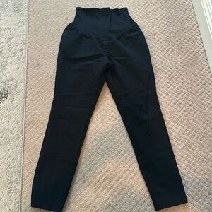 Old navy maternity pixie pants